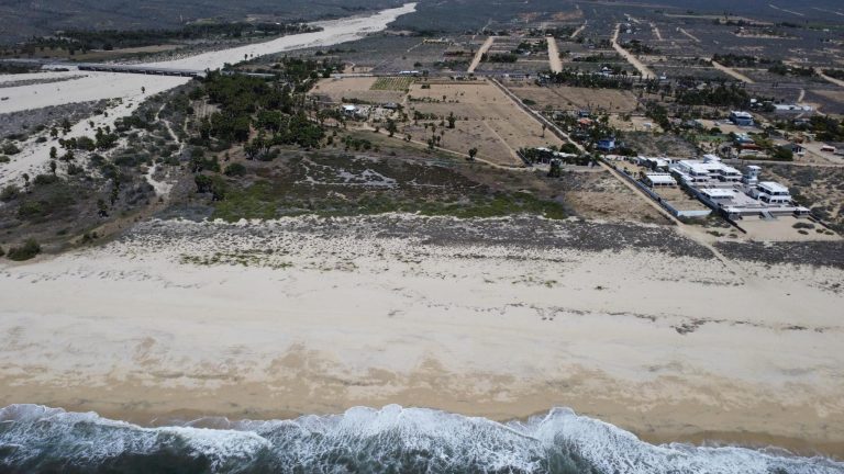 BEACHFRONT ELIAS LOT – photo 5