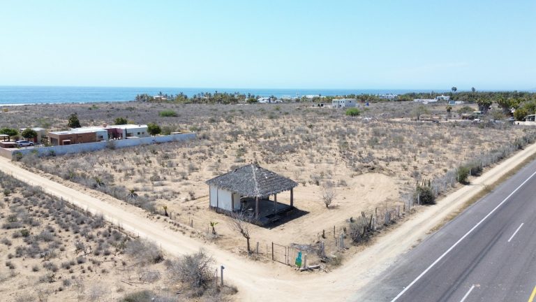 Beachside Corner Lot – Land for sale in Elias Calles, Elías Calles / San Jacinto