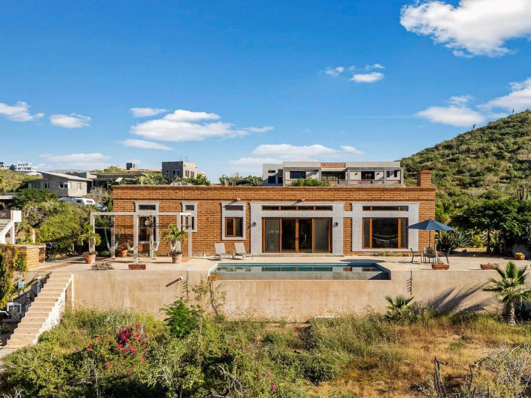 Casa 11:11 – Houses for sale in Pescadero, El Pescadero