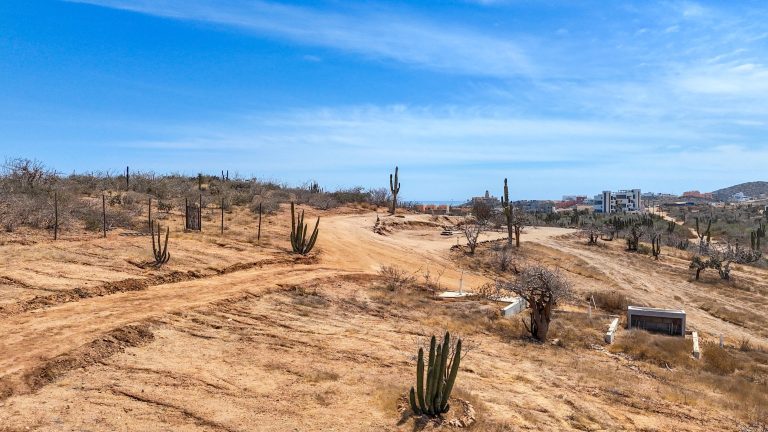 Cerritos Full Acre View Lot – photo 5