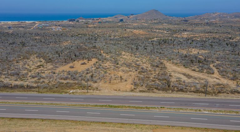 Cerritos Highway Lot – photo 2