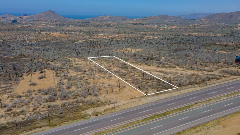 Cerritos Highway Lot – Land for sale in Cerritos