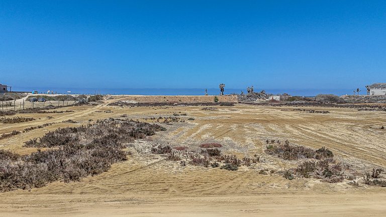 Cerritos – Land for sale in Cerritos
