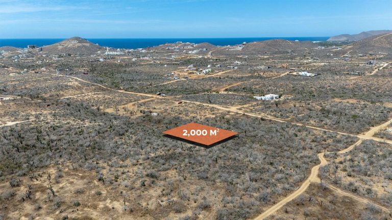 Lote Hidden Gem – Land for sale in Cerritos