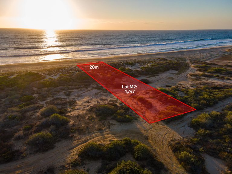 MAGNIFICENT OCEANFRONT LOT – Land for sale in Cerritos
