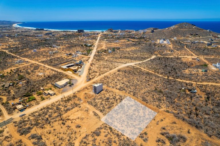 Oceanview – Land for sale in Cerritos