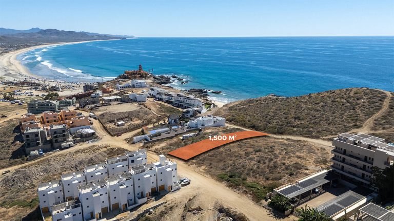 Second Row 2703 – Land for sale in Cerritos