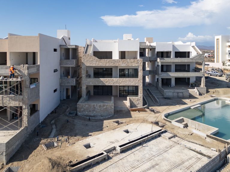 Serenity at Cerritos-Penthouse – photo 2