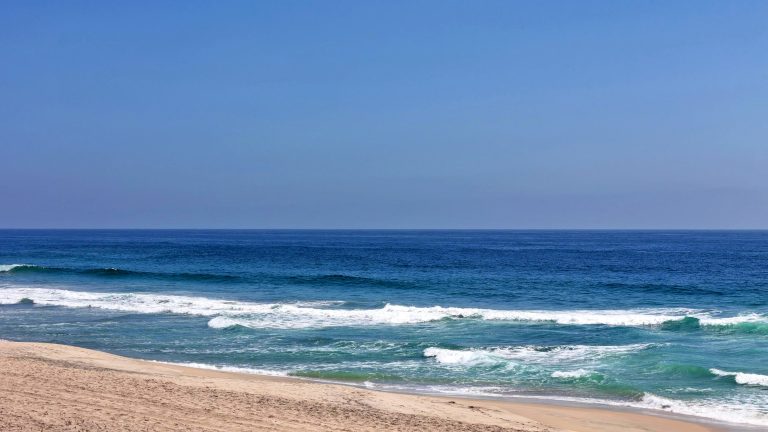 Surf In - Surf Out Lot A & B – photo 3